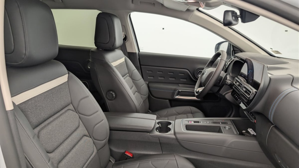CITROEN C5 Aircross Hybride 145 e-DCS6 Max - ref: 1-390062 - Photo 9