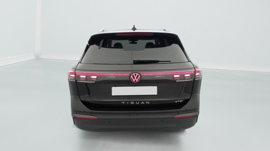VOLKSWAGEN Tiguan 1.5 ETSI 150CH DSG7 Life - ref: 1-390172 - Photo 6