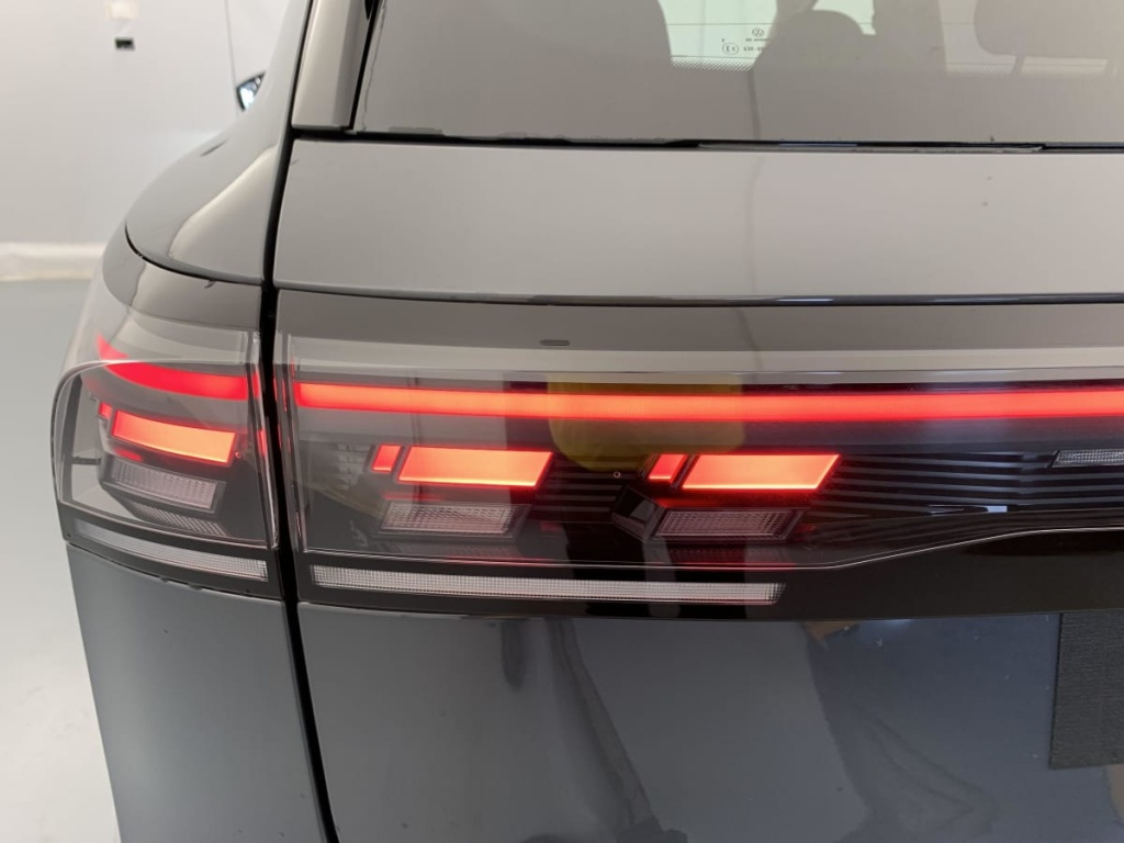 VOLKSWAGEN Tiguan 1.5 ETSI 150CH DSG7 Life - ref: 1-390178 - Photo 19