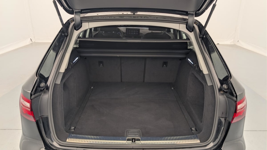 AUDI A4 Allroad 40 TDI 204 S Tronic 7 Quattro Design - ref: 1-390323 - Photo 11