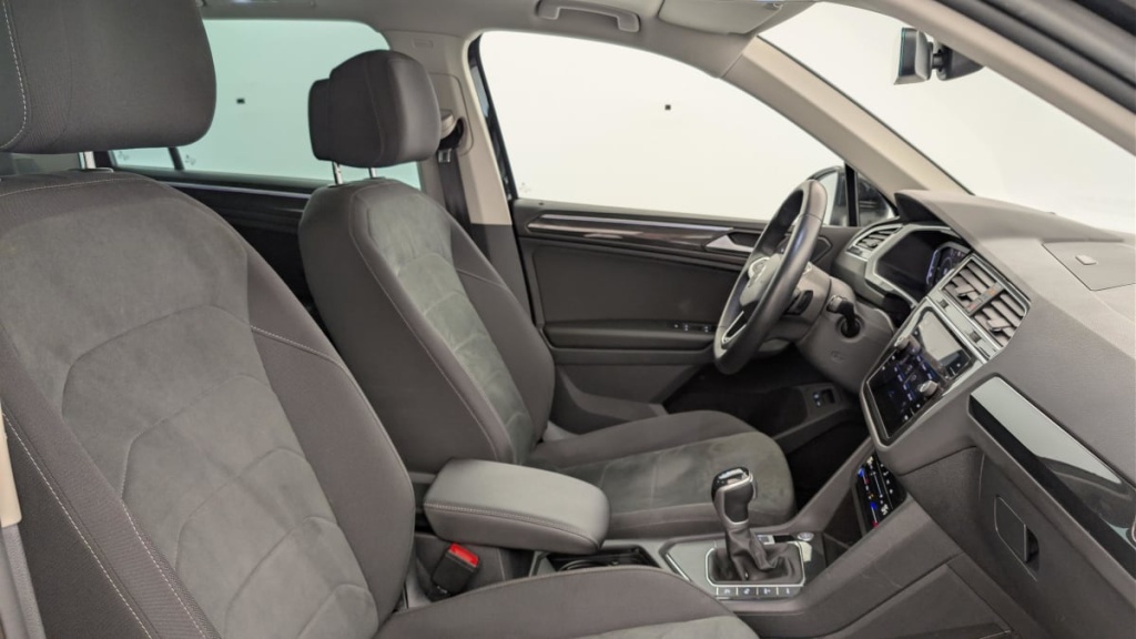 VOLKSWAGEN Tiguan 1.4 EHYBRID 245CH DSG6 ELEGANCE - ref: 1-391412 - Photo 9