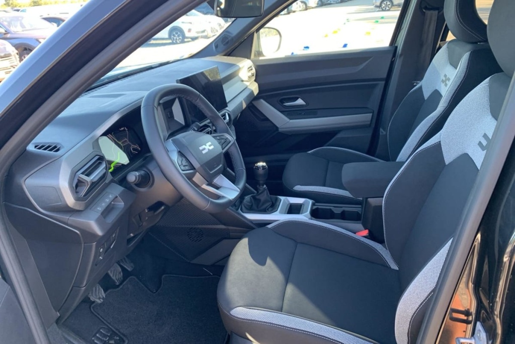 DACIA Bigster Mild Hybrid 140 Journey - ref: 1-392025 - Photo 9