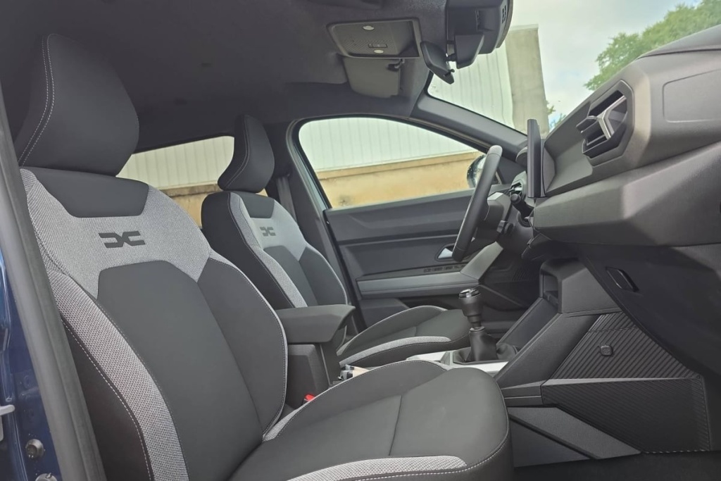 DACIA Bigster Mild Hybrid 140 Journey - ref: 1-392051 - Photo 9