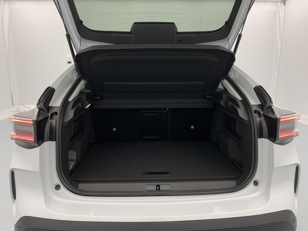 CITROEN C4 PureTech 130 EAT8 Max - ref: 1-395054 - Photo 11
