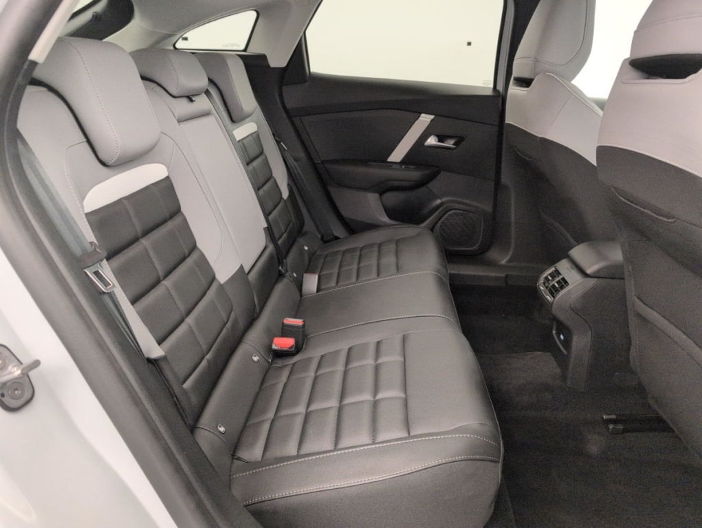 CITROEN C4 PureTech 130 EAT8 Max - ref: 1-395139 - Photo 10
