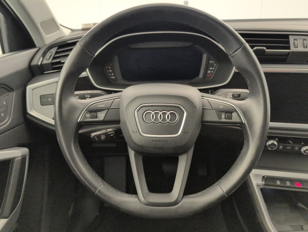 AUDI Q3 35 TDI 150 ch S tronic 7 Design - ref: 1-395210 - Photo 14
