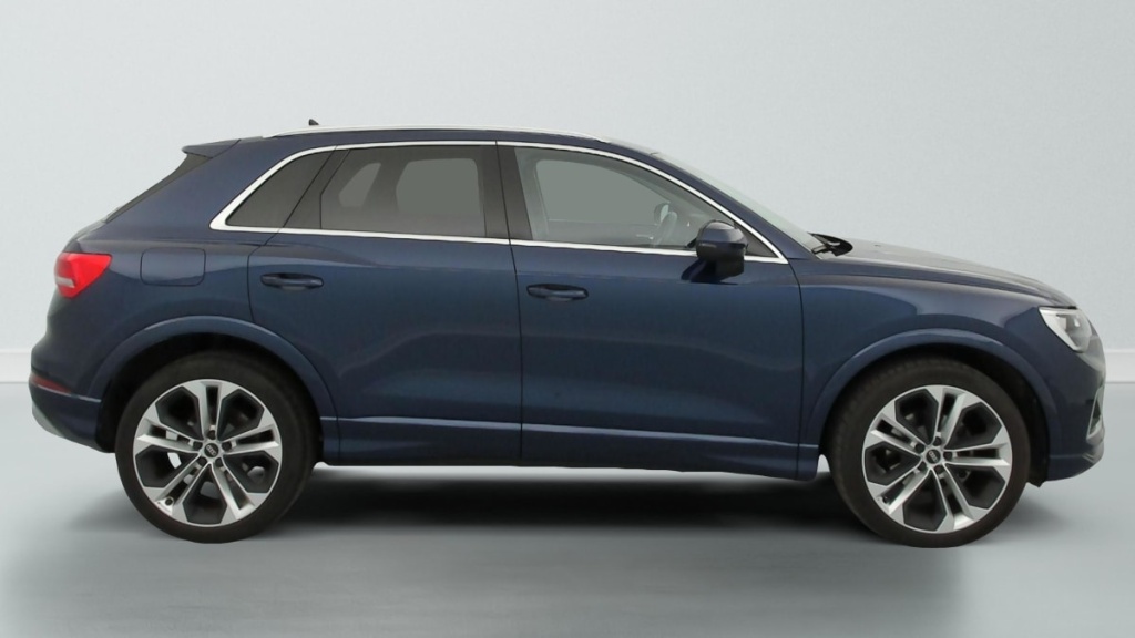 AUDI Q3 35 TDI 150 ch S tronic 7 Design - ref: 1-395263 - Photo 8