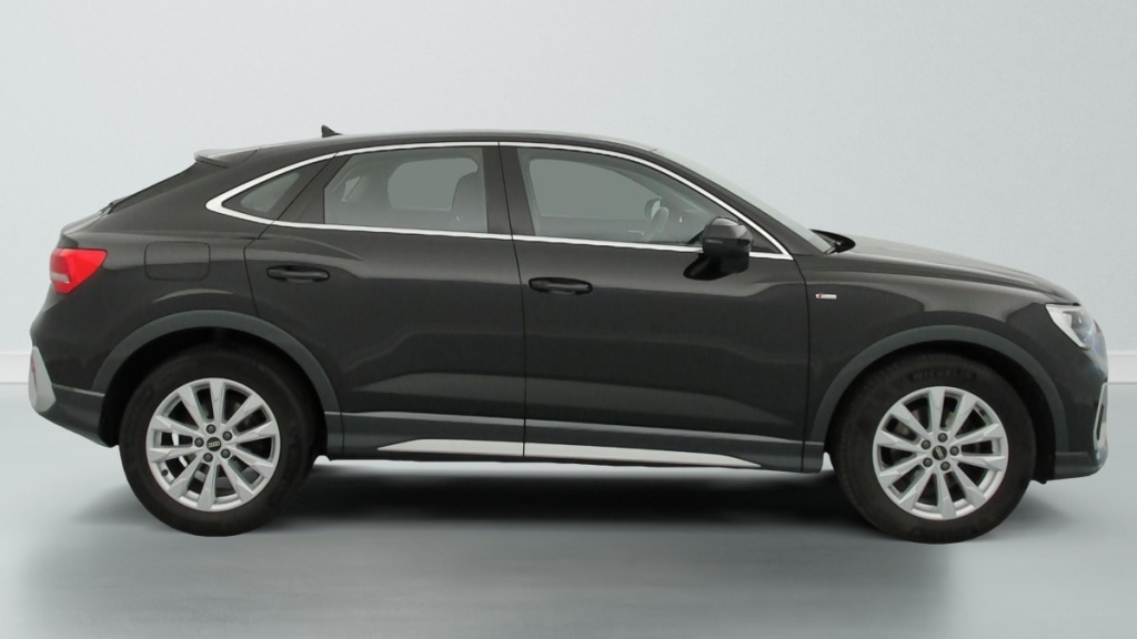 AUDI Q3 Sportback 35 TDI 150 ch S tronic 7 Design - ref: 1-395499 - Photo 8