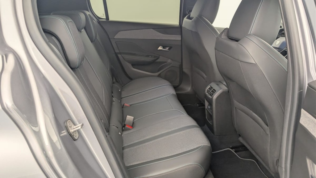 PEUGEOT 308 Hybrid 145 e-DCS6 Allure - ref: 1-396195 - Photo 10