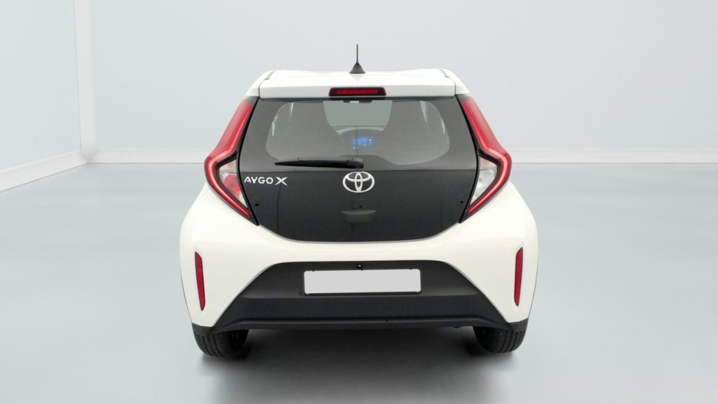 TOYOTA Aygo X 1.0 VVT-i 72 S-CVT Dynamic - ref: 1-396281 - Photo 6