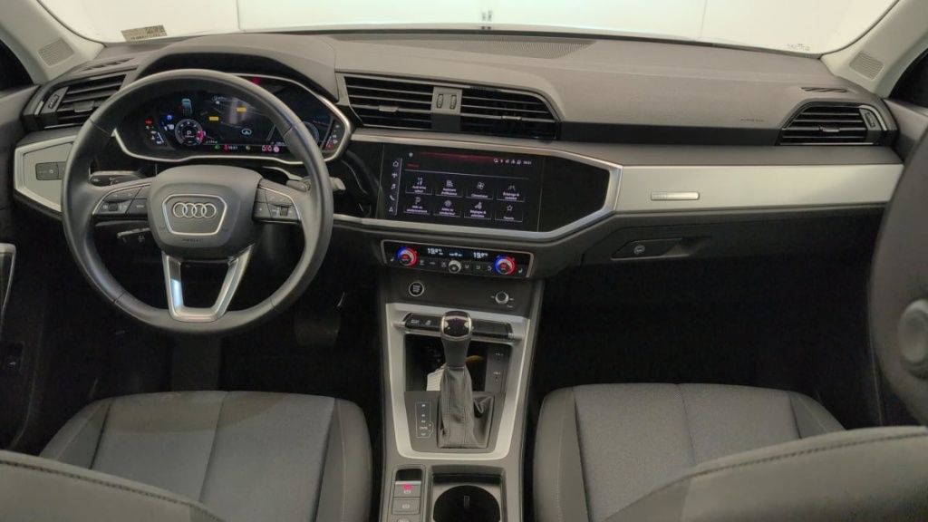 AUDI Q3 Sportback 35 TDI 150 CH S TRONIC 7 BUSINESS LINE - ref: 1-397819 - Photo 13