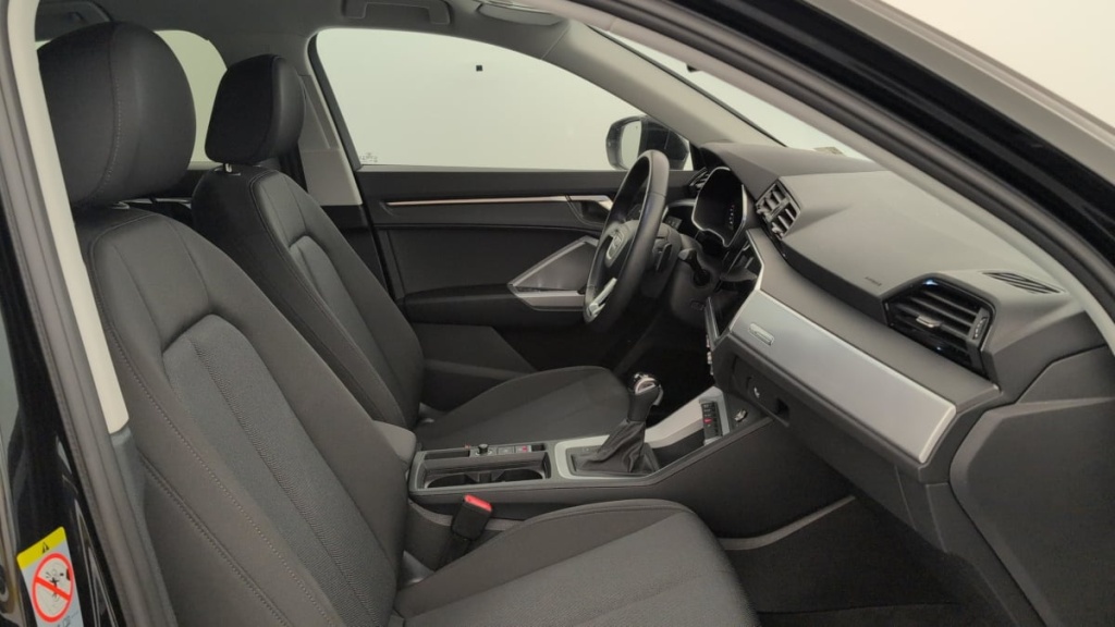AUDI Q3 Sportback 35 TDI 150 CH S TRONIC 7 BUSINESS LINE - ref: 1-397819 - Photo 9