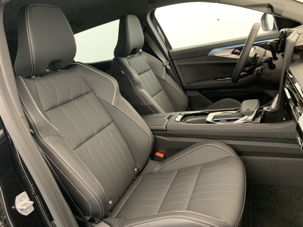 RENAULT Espace Espace full hybrid E-Tech 200 ch 7pl Iconic - ref: 1-397912 - Photo 9
