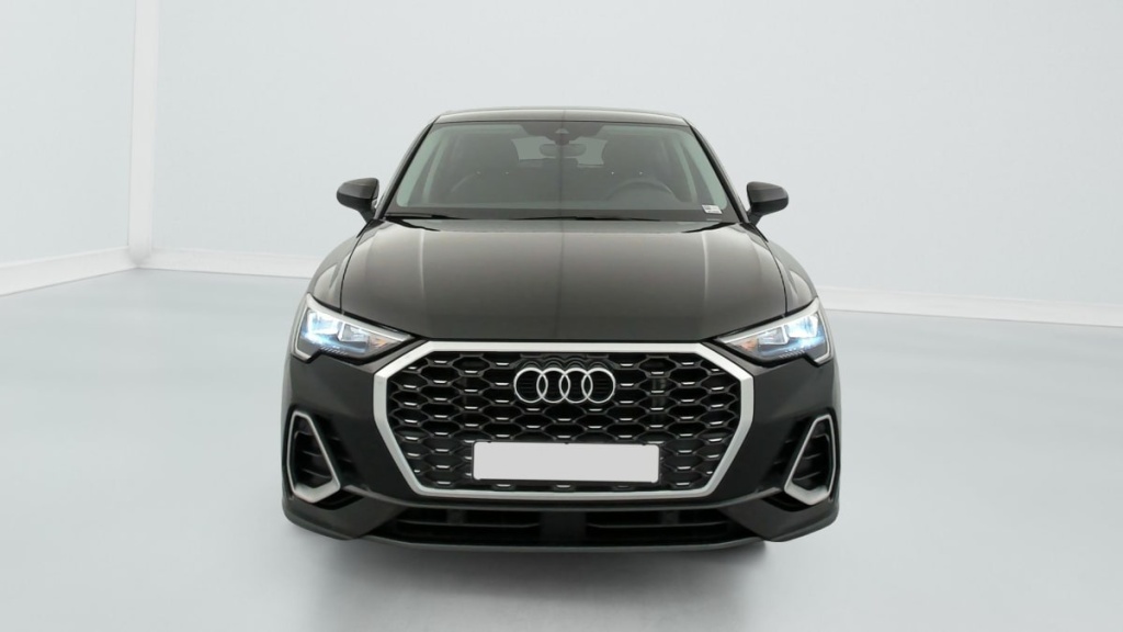 AUDI Q3 Sportback 35 TDI 150 ch S tronic 7 Design - ref: 1-400459 - Photo 2