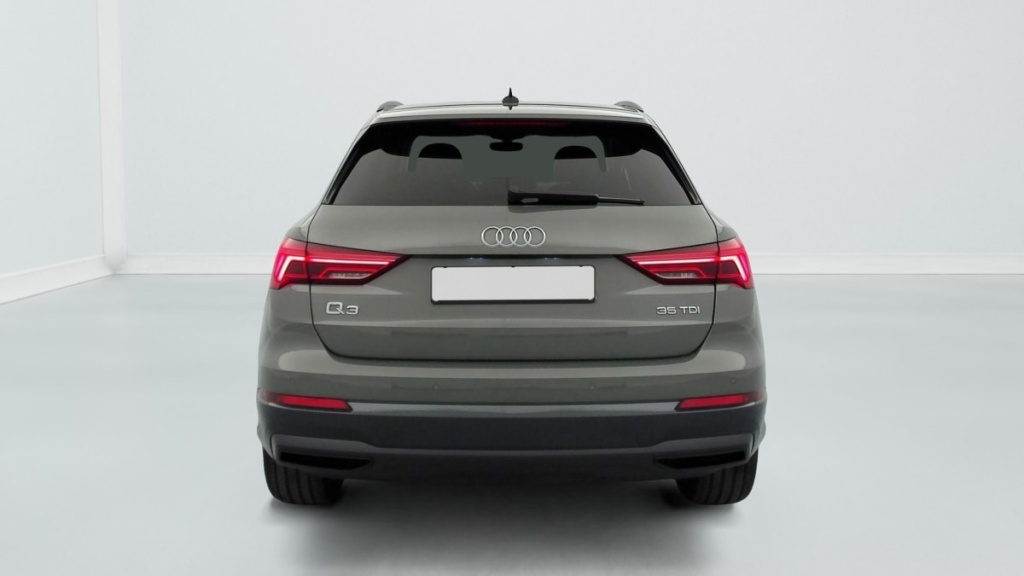 AUDI Q3 35 TDI 150 ch S tronic 7 Design - ref: 1-400898 - Photo 6