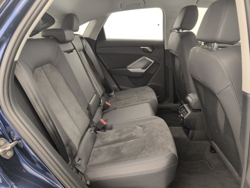 AUDI Q3 Sportback 35 TDI 150 ch S tronic 7 Design - ref: 1-401422 - Photo 10