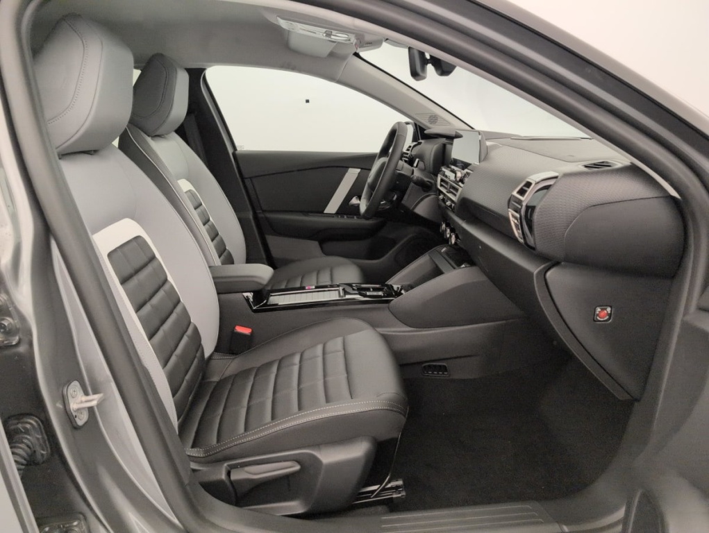 CITROEN C4 Hybride 145 ch e-DCS6 Max - ref: 1-402168 - Photo 9