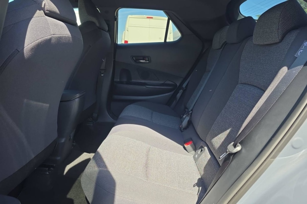 TOYOTA C-HR Hybride 140 Design - ref: 1-402326 - Photo 20