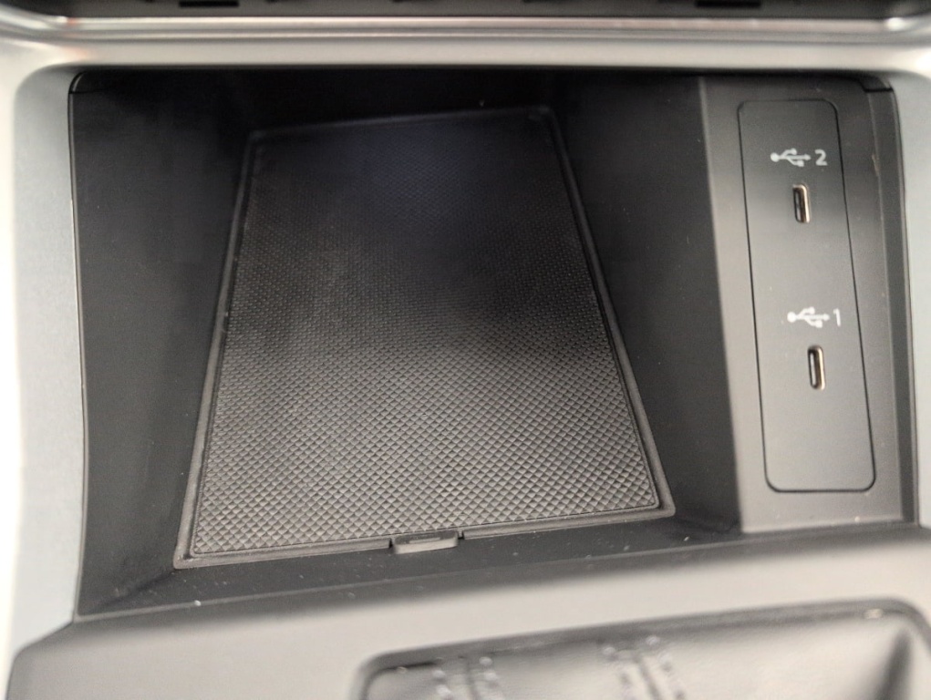 AUDI Q3 35 TDI 150 ch S tronic 7 Design - ref: 1-402662 - Photo 18