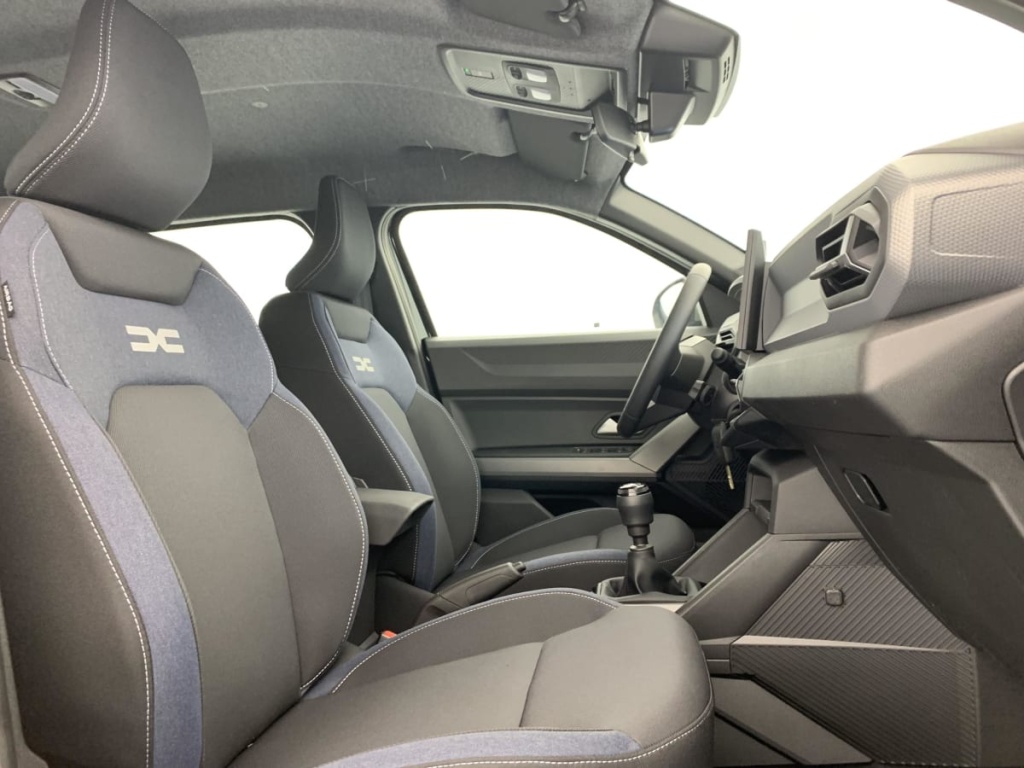 DACIA Duster Mild Hybrid 140 Expression - ref: 1-402932 - Photo 9