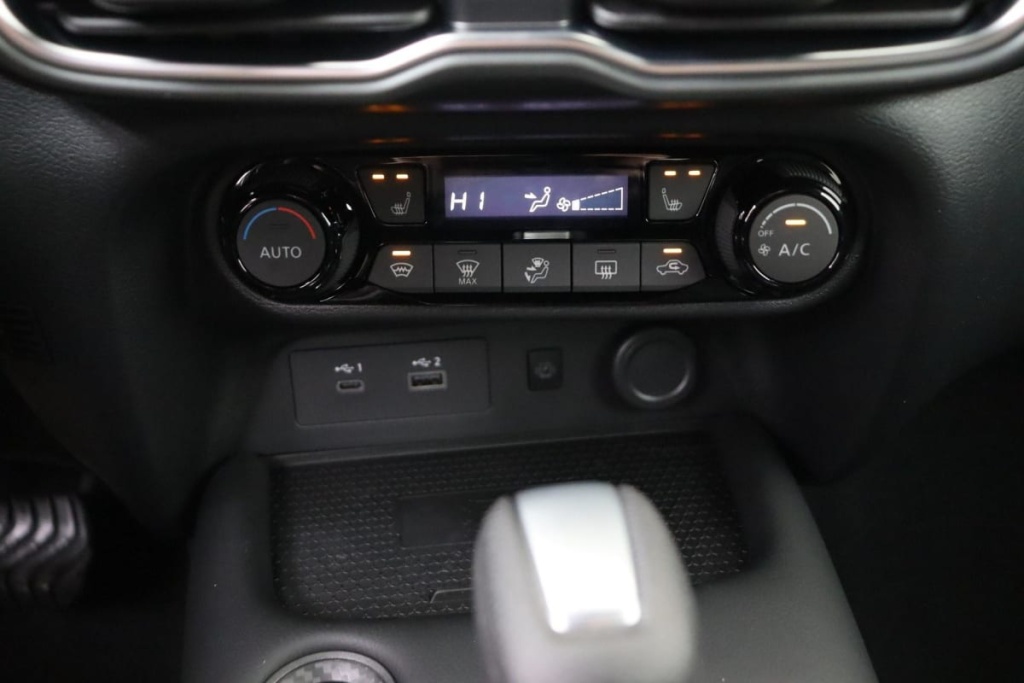 NISSAN Juke HYBRID 143 N-CONNECTA - ref: 1-402980 - Photo 19