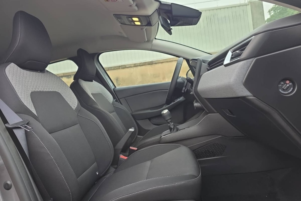 RENAULT Clio TCE 90 CH GSR2 EVOLUTION - ref: 1-403286 - Photo 9