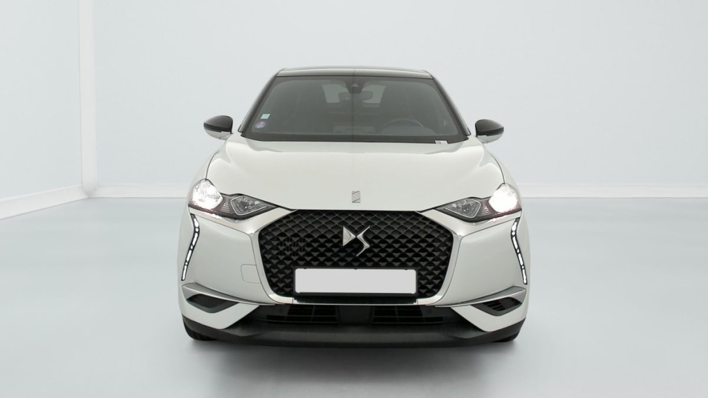 DS DS3 Crossback PURETECH 130 EAT8 CONNECTED CHIC - ref: 1-403777 - Photo 2