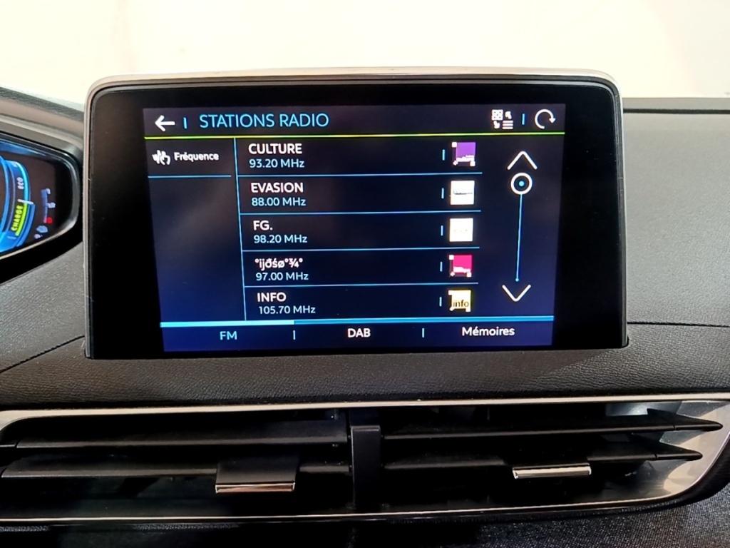 PEUGEOT 3008 1.6 HYBRID 225 E-EAT8 Allure - ref: 13-3787867 - Photo 13
