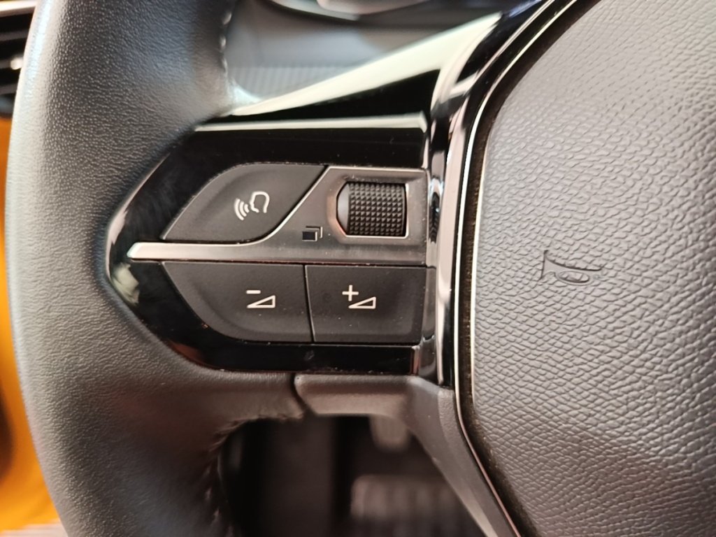 PEUGEOT 208 PureTech 75 S&S Active Pack - ref: 13-4174047 - Photo 17