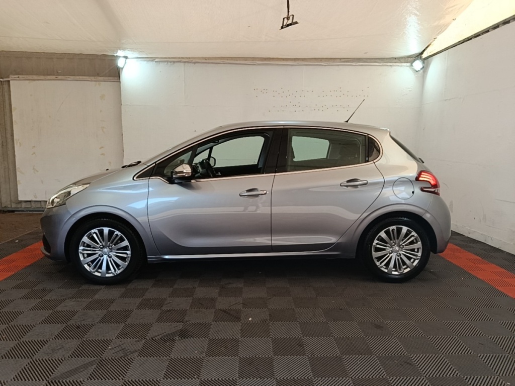 PEUGEOT 208 Puretech 82 ALLURE - ref: 13-4187758 - Photo 2