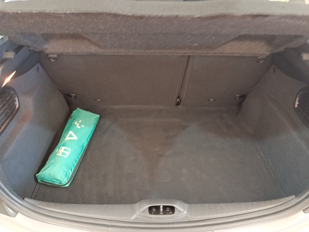 PEUGEOT 208 Puretech 82 ALLURE - ref: 13-4187758 - Photo 7
