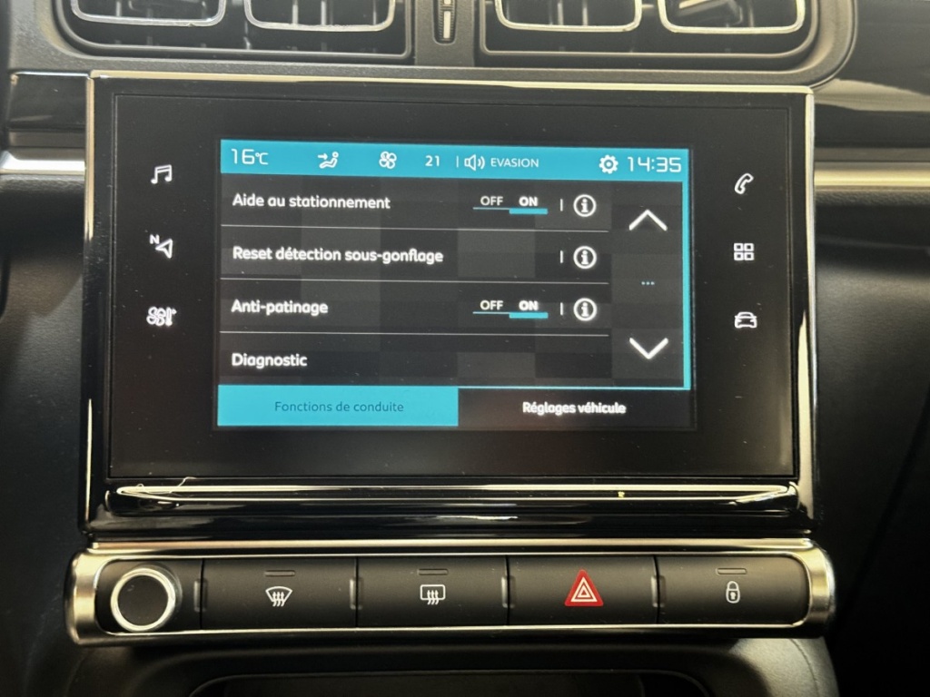 CITROEN C3 (3) PureTech 82 BVM Shine - ref: 13-4189671 - Photo 18