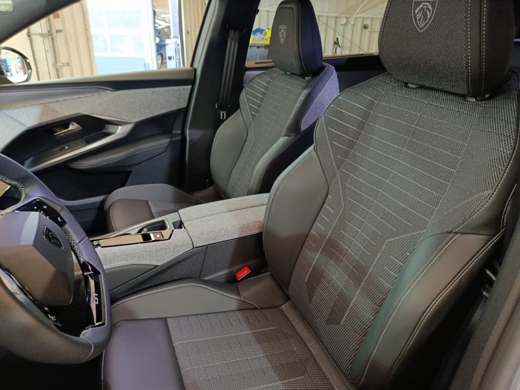 PEUGEOT 5008 1.6 PHEV 195 E-DCS7 GT - ref: 13-4215700 - Photo 10