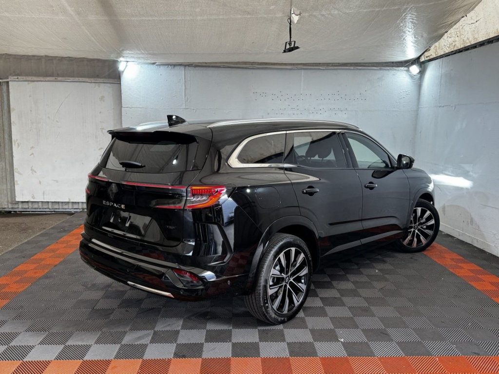 RENAULT Espace techno 7PL E-Tech full hybrid 200-24 - ref: 13-4215717 - Photo 6