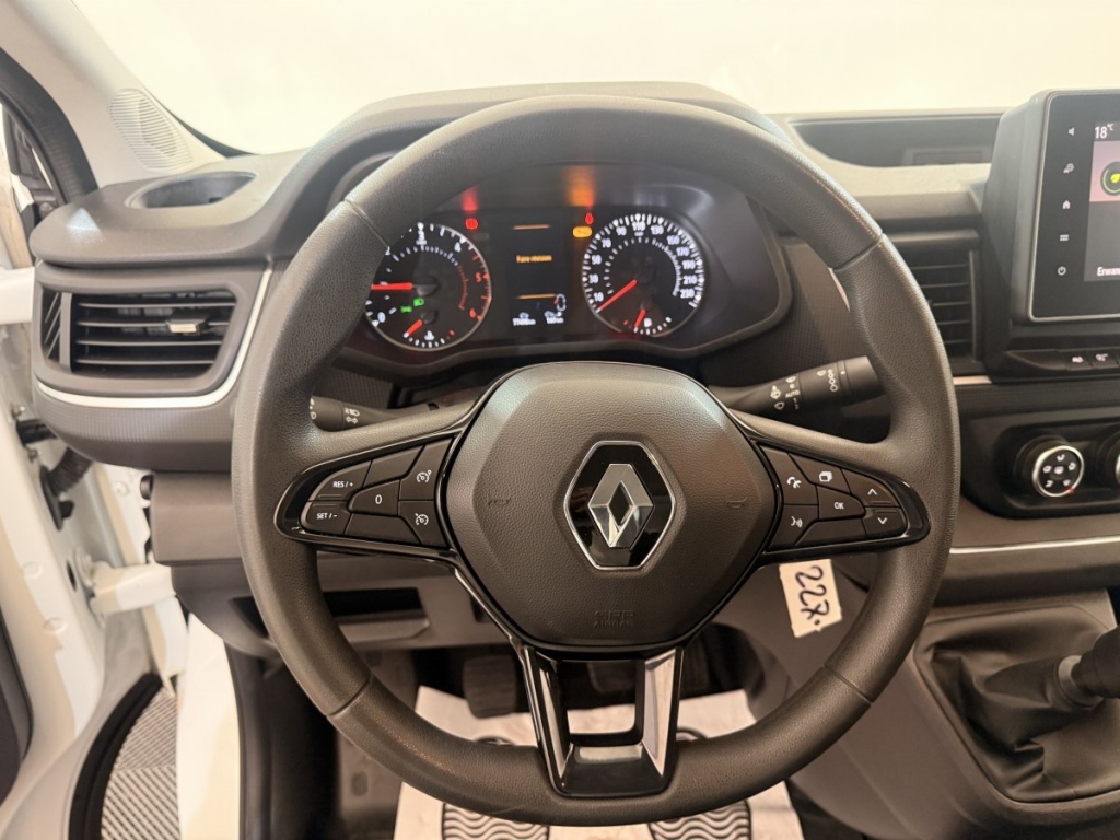 RENAULT Trafic FG GCF L1H1 3T Blue dCi 130 - ref: 13-4215784 - Photo 14