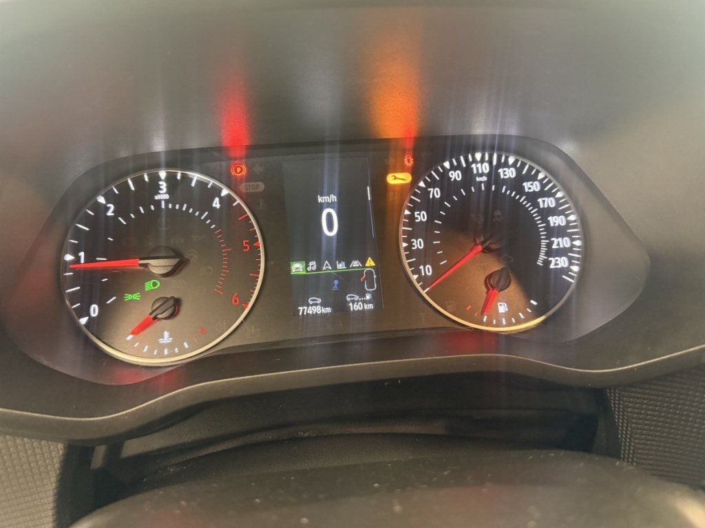 RENAULT Trafic FG GCF L1H1 3T Blue dCi 130 - ref: 13-4215784 - Photo 15