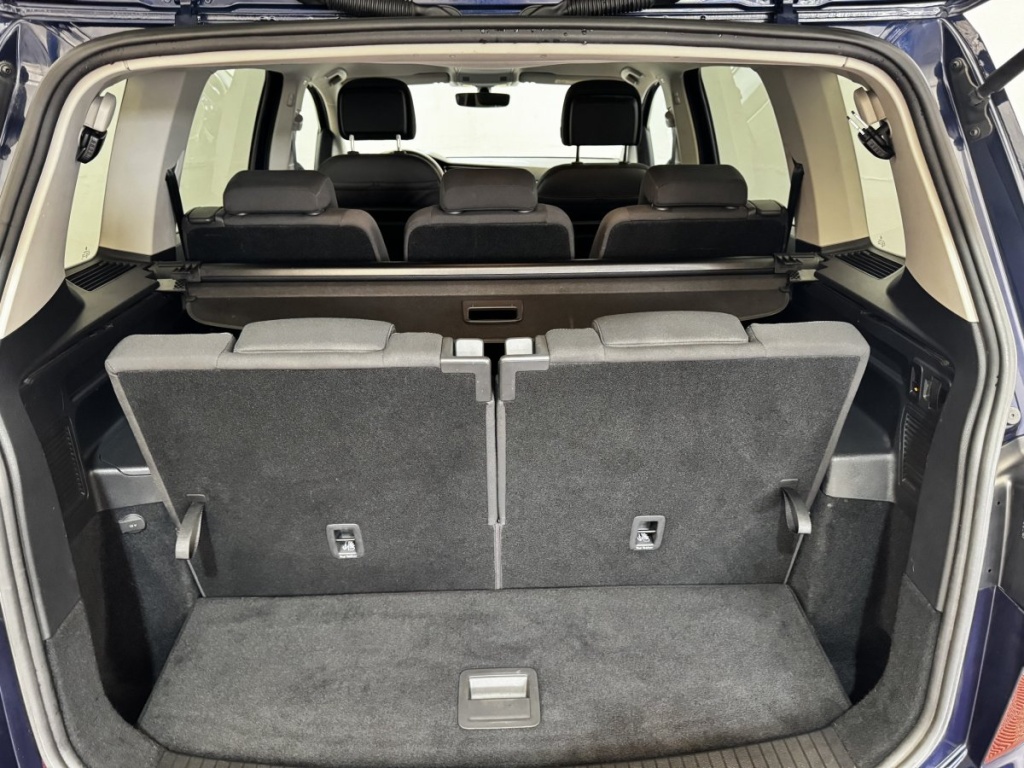VOLKSWAGEN Touran 2.0 TDI 115 DSG7 IQ.DRIVE 7 places - ref: 13-4215797 - Photo 7