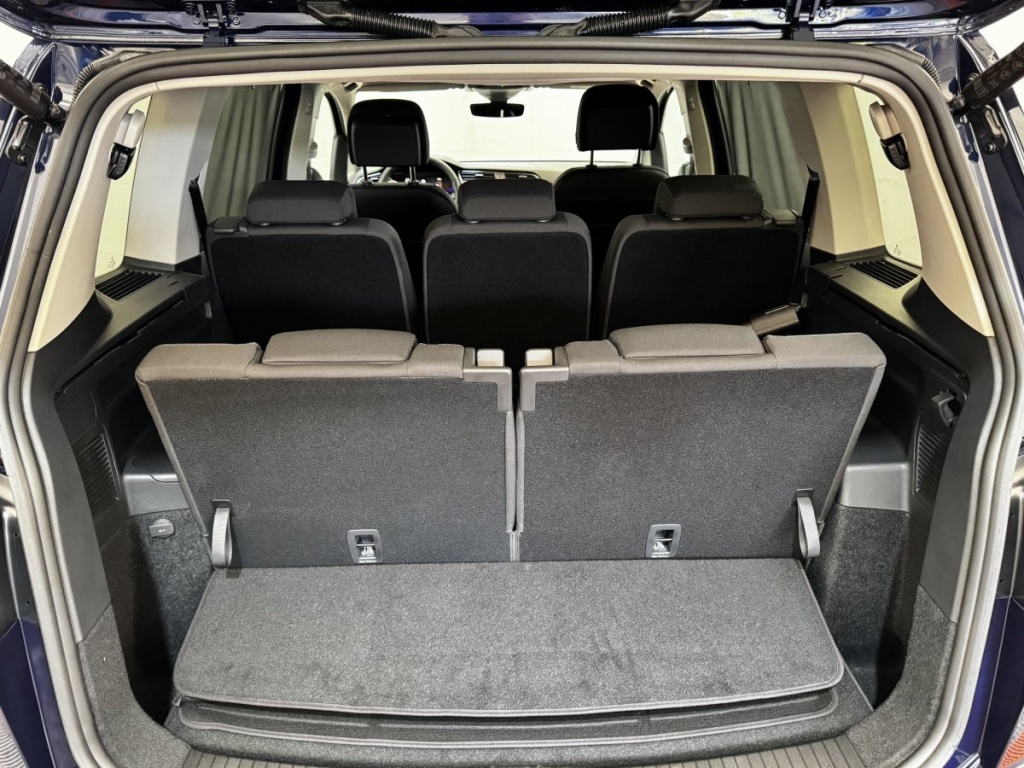 VOLKSWAGEN Touran 1.5 TSI EVO 150 DSG7 Life Plus 7 Places - ref: 13-4215799 - Photo 6