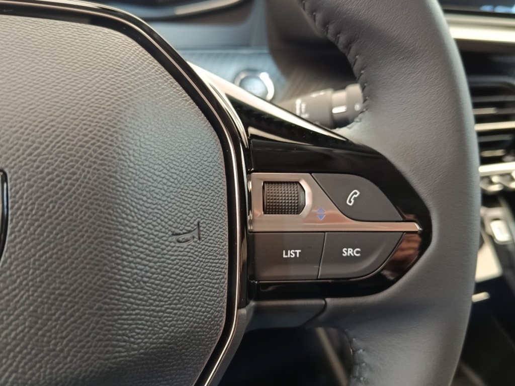 PEUGEOT 208 Electrique 136ch Allure - ref: 13-4225377 - Photo 18