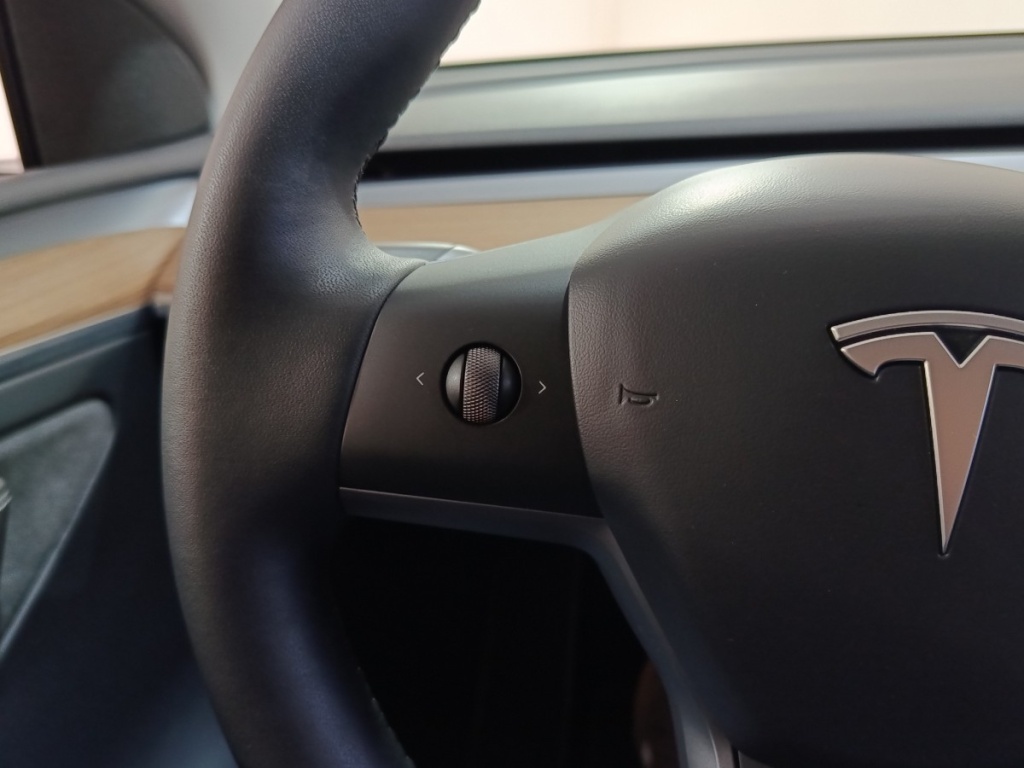 TESLA Model Y Grande Autonomie Dual-Motor AWD - ref: 13-4234845 - Photo 20