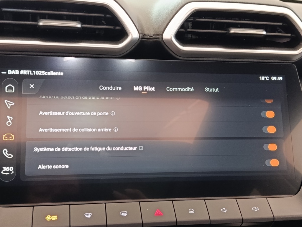 MG ZS 1.5L 197ch Hybrid+ Luxury - ref: 13-4238825 - Photo 14