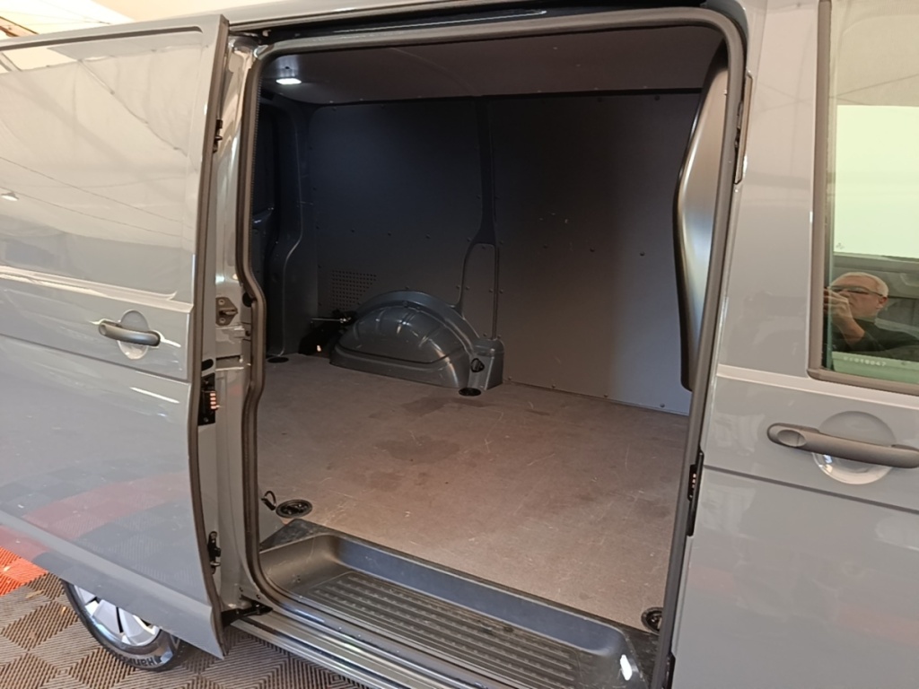 VOLKSWAGEN Transporter 2.0 TDi 150 DSG7 L1H1 Business - ref: 13-4241475 - Photo 10