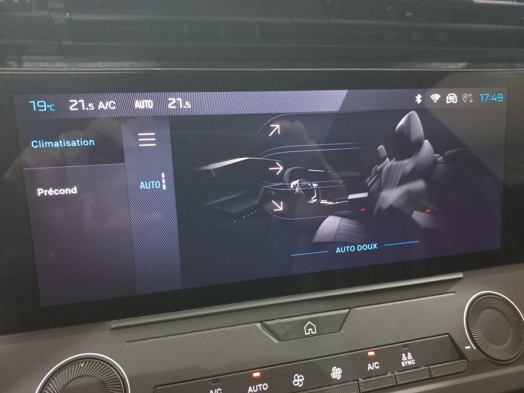 PEUGEOT 308 PHEV 180 E-EAT8 ALLURE - ref: 13-4242231 - Photo 18