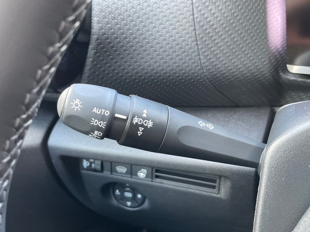 CITROEN C4 1.2 PURETECH 130CH S&S EAT8 MAX - ref: 2-723305 - Photo 11