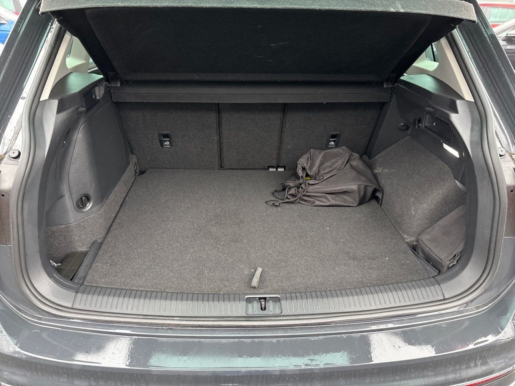VOLKSWAGEN Tiguan 1.4 E-HYBRID 245CH DSG6 ELEGANCE - ref: 2-756214 - Photo 2