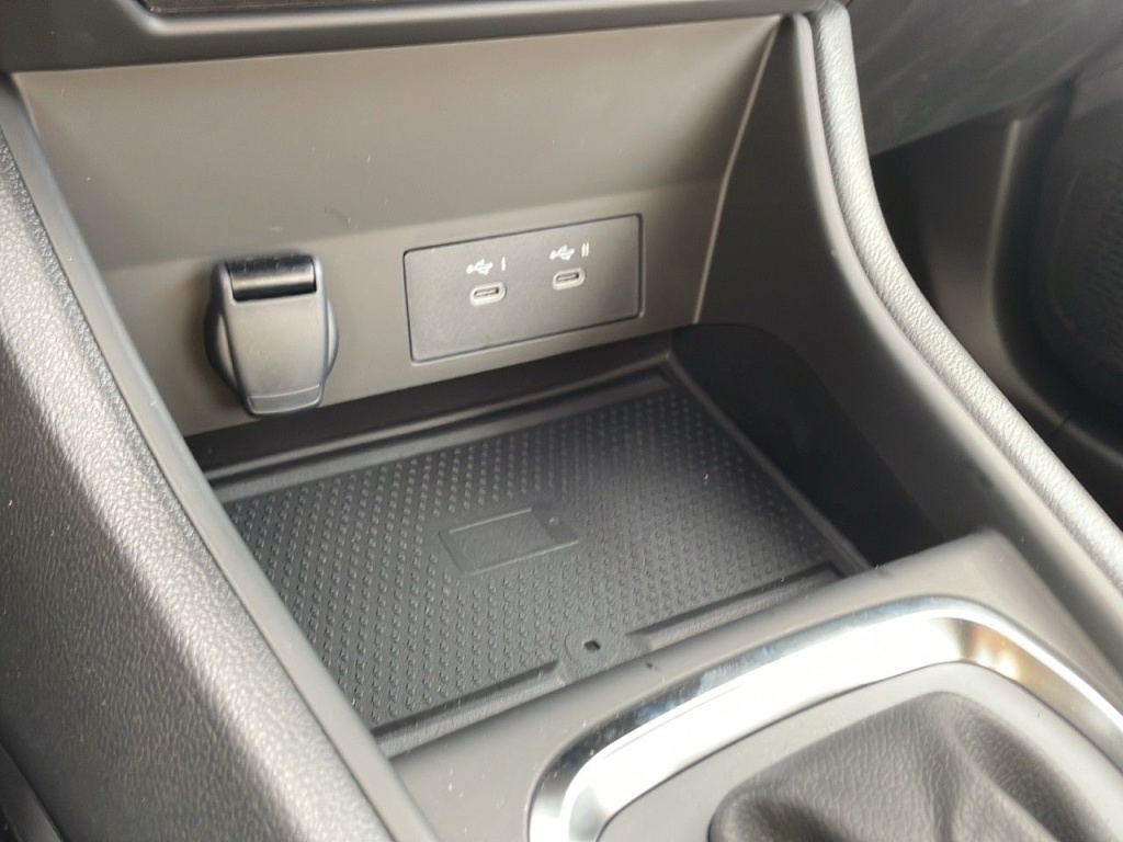 RENAULT Captur 1.6 E-TECH FULL HYBRID 145CH TECHNO - ref: 2-770008 - Photo 17