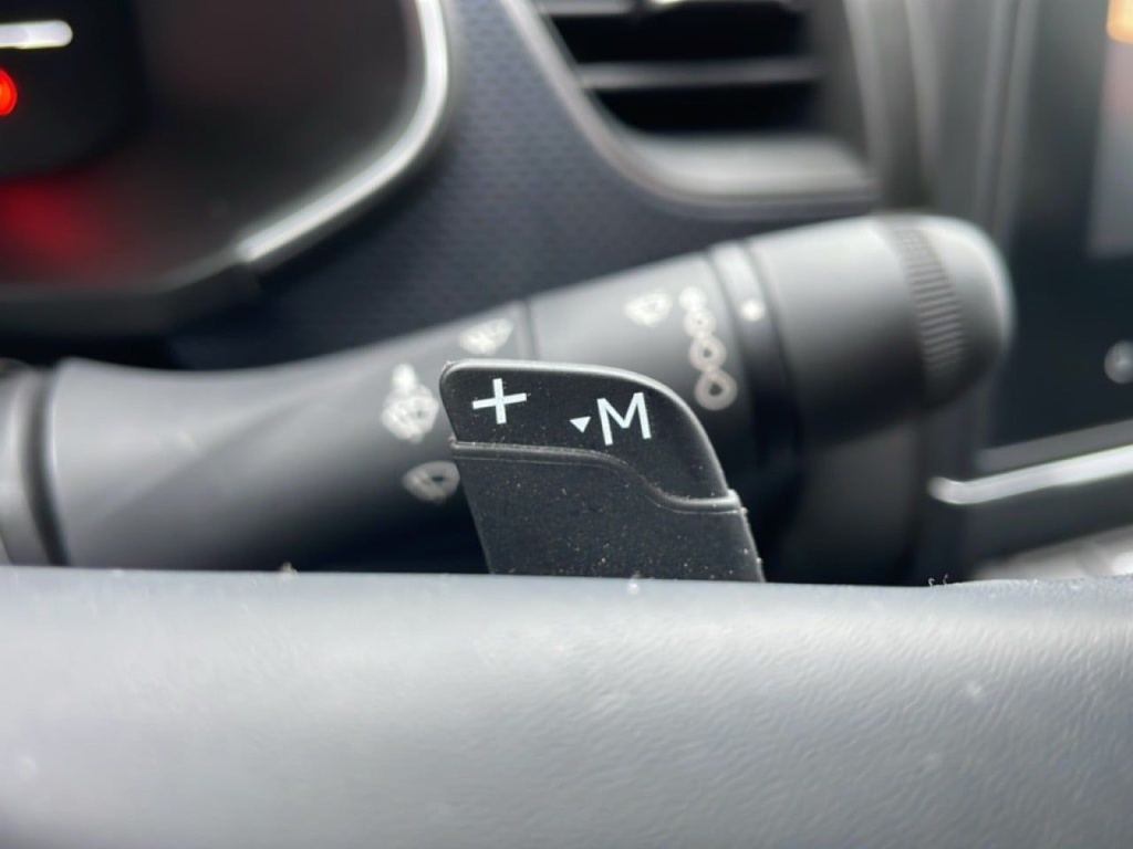 RENAULT Arkana 1.3 MILD HYBRID 140CH EDC EVOLUTION - ref: 2-789940 - Photo 16