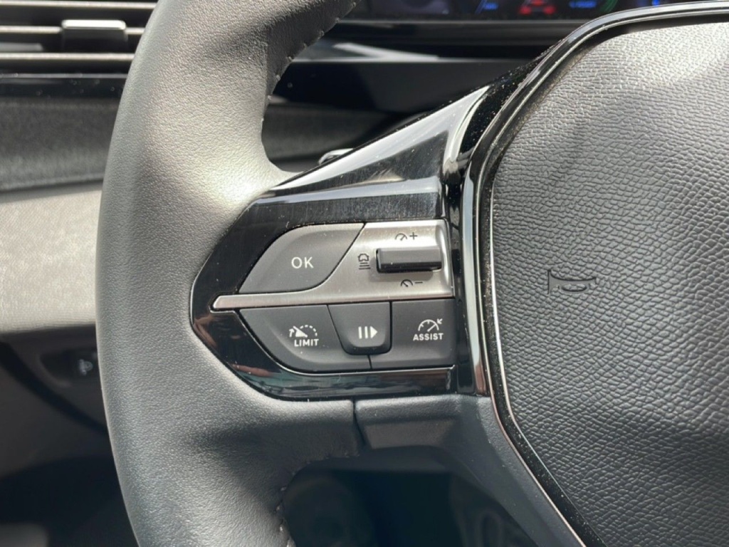PEUGEOT 308 SW HYBRID 145CH e-DCS6 ALLURE - ref: 2-808965 - Photo 13
