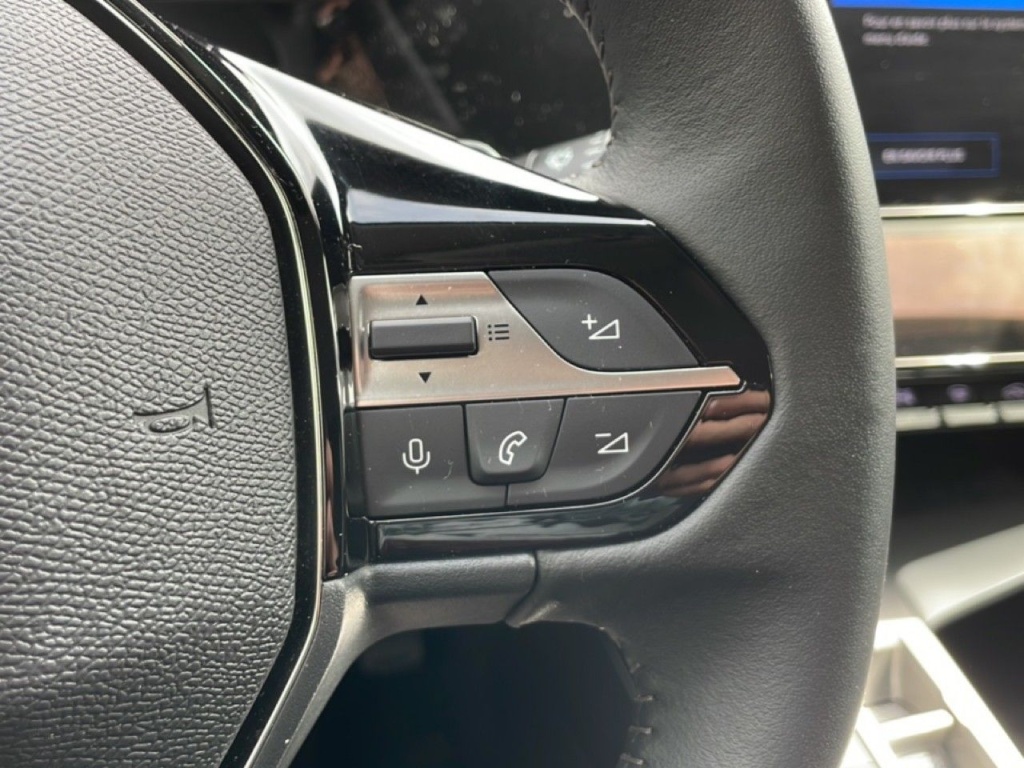 PEUGEOT 308 SW HYBRID 145CH e-DCS6 ALLURE - ref: 2-808965 - Photo 14