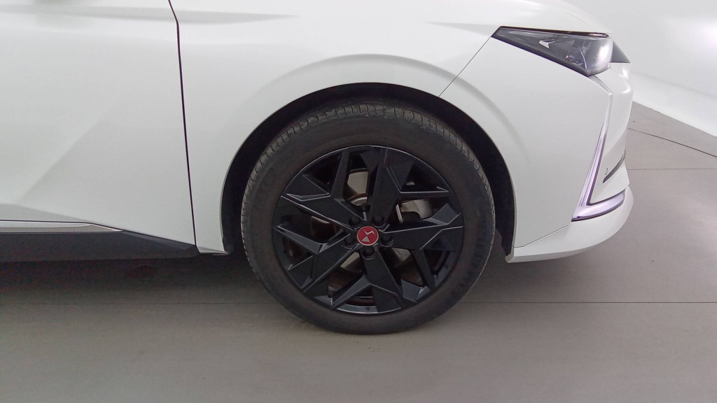 DS DS4 Performance Line HYBRIDE E-TENSE 225 EAT8 PERFORMANCE LINE DS IRIS +GPS +SIEGES CHAUFFANTS - ref: 5-1298698 - Photo 11